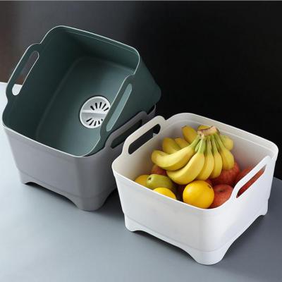 塑料制品--熱的不良導(dǎo)體，具有消聲、減震作用